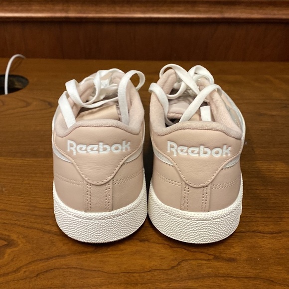 J Crew Reebok® X J.Crew Club C 85 sneakers
Item NI898 - Picture 3 of 5